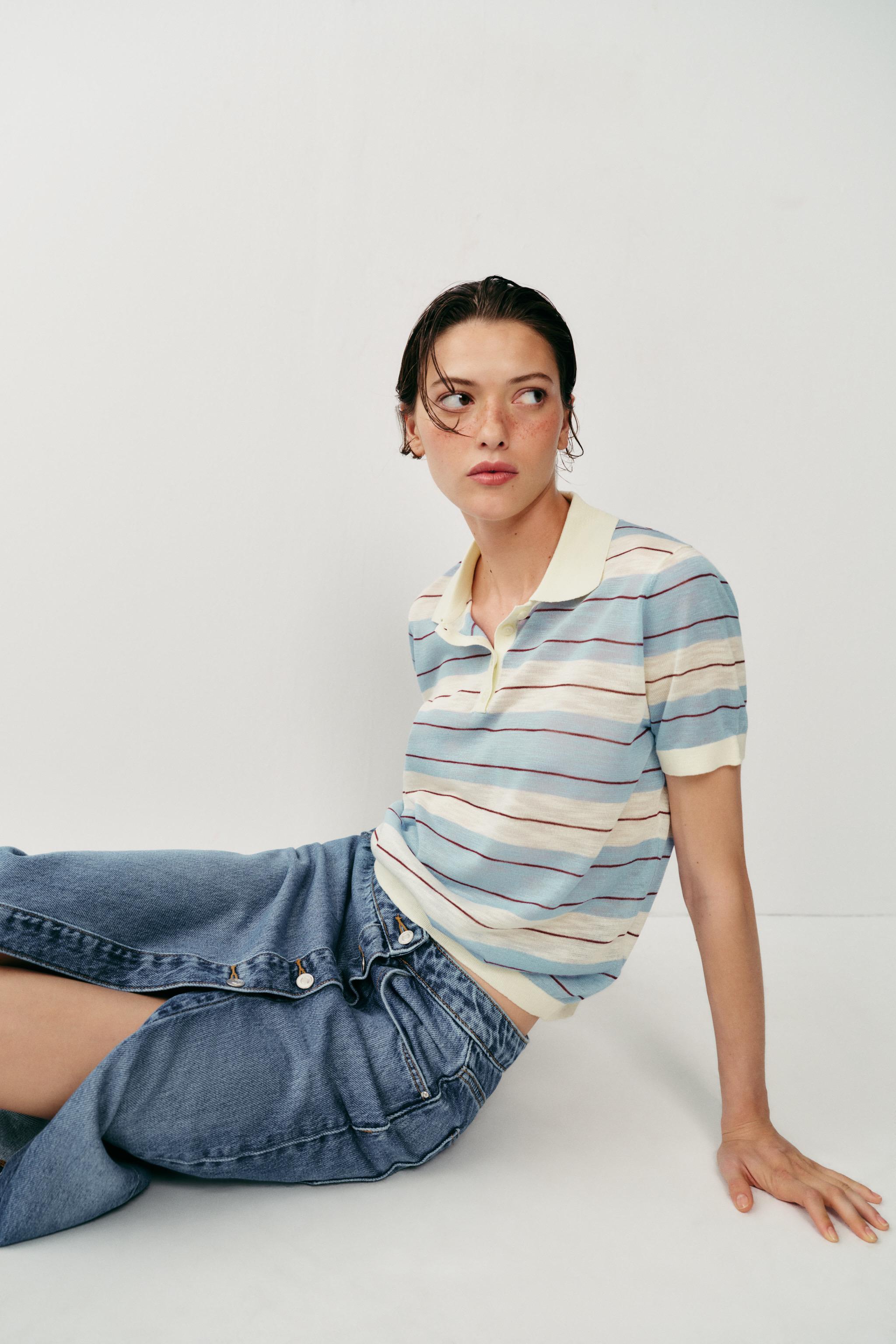 STRIPED KNIT POLO TOP